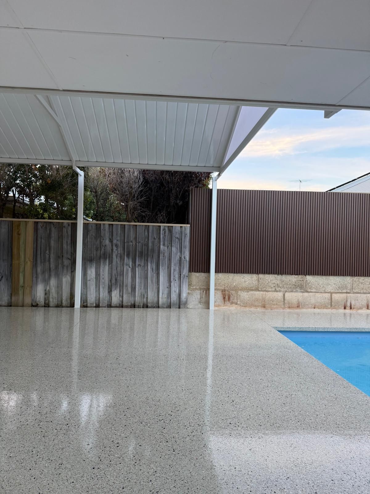 Polished concrete alfresco under patio